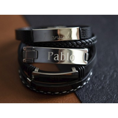 Pulsera de cuero con chapa...