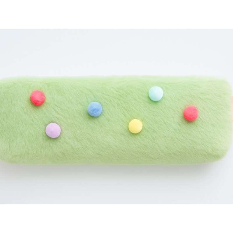 Estuche de peluche con bolitas de...
