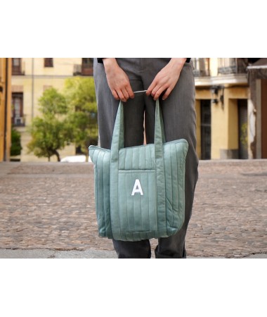 Bolso con cremallera...