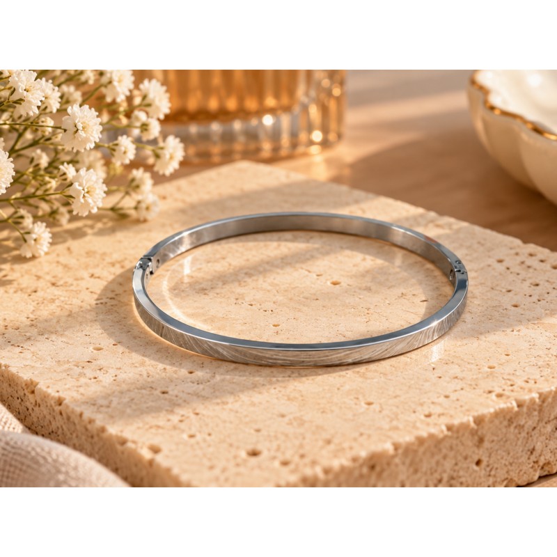 Pulsera de titanio plateado...