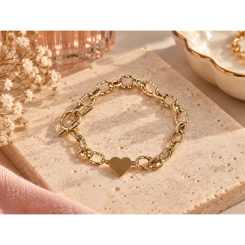 Pulsera de eslabones con corazón dorado