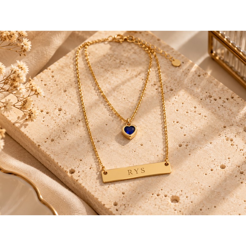 Collar con placa rectangular...
